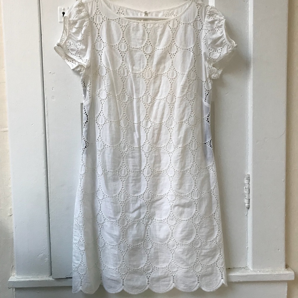 White eyelet dress with liner